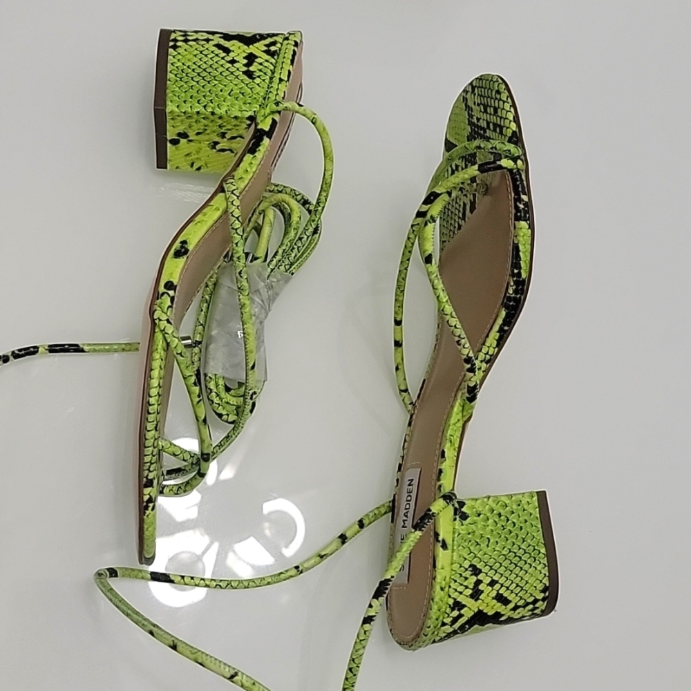 NIB Steve Madden neon green snake lace up sandals - Picture 3 of 9